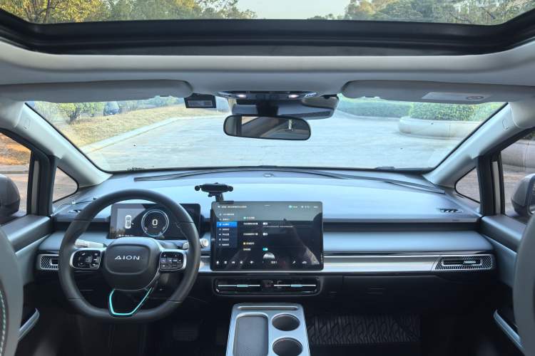 Used AION Y 2023 Plus 510 Smart Edition