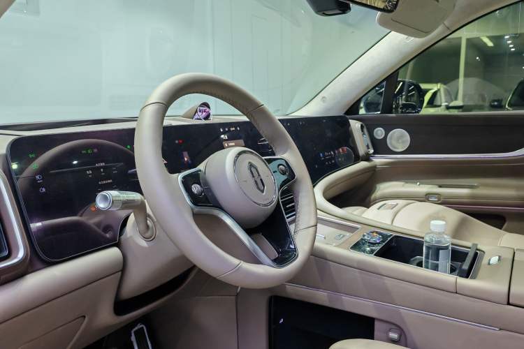 Used Hima AITO M9 2024 Range-Extended Ultra Version 42 kWh 6-Seater Model