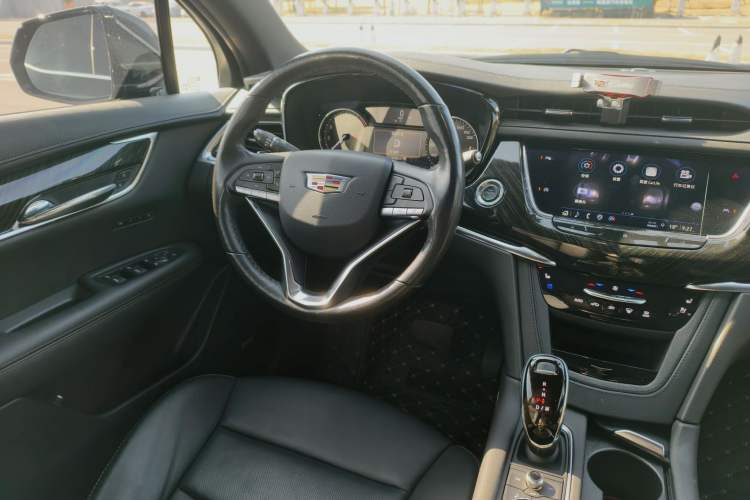 Used Cadillac XT6 2021 28T Six-Seater Four-Wheel-Drive Luxury Version