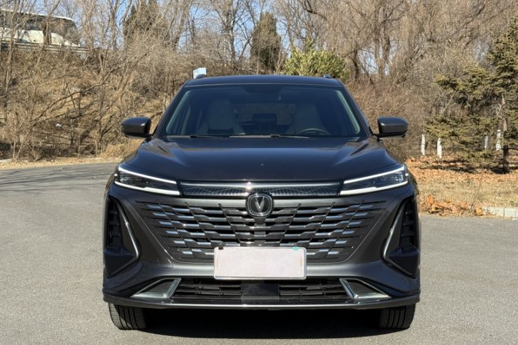 Used Changan CS75 PLUS 2023 3rd Generation 1.5T Automatic Prestige Model
