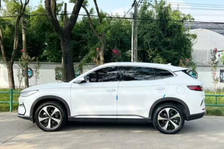Used BYD Song PLUS New Energy 2021 EV Flagship Model
