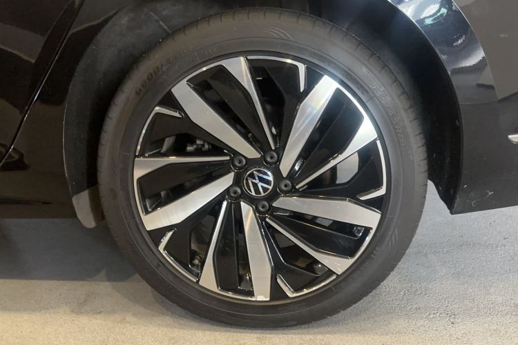 Used Volkswagen Passat 2022 330TSI Starry Luxury Edition
