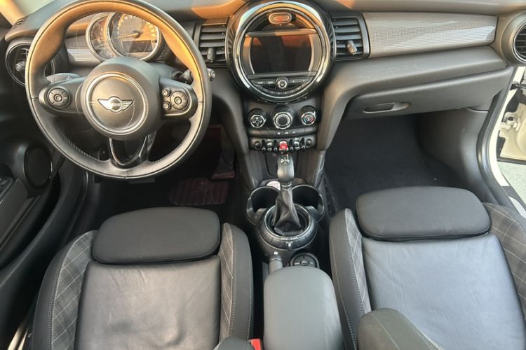 Used  MINI 2016 1.5T COOPER
