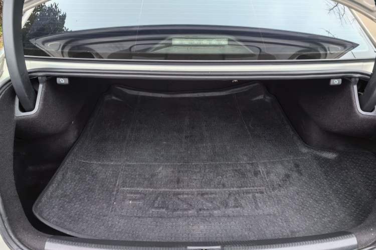 Used Volkswagen Passat 2016 330TSI DSG Luxury Edition
