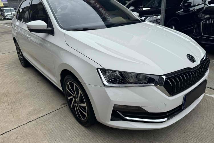 Used Skoda Rapid 2020 1.5L Automatic Comfort Edition
