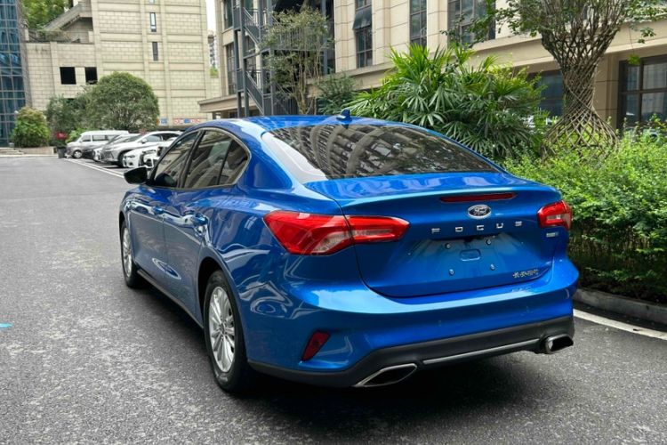 Used Ford Focus 2021 Sedan EcoBoost 180 Automatic Trendy Model