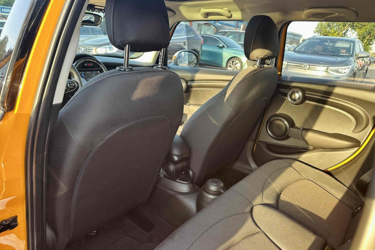 Used  MINI 2018 1.5T ONE PLUS Five-Door Edition
