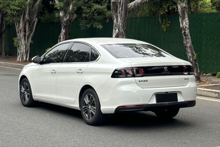 Used Peugeot 308 2016 1.6L Automatic Luxury Edition
