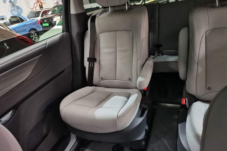 Used Buick GL8 2025 Lu Zun Smart Enjoyment Edition
