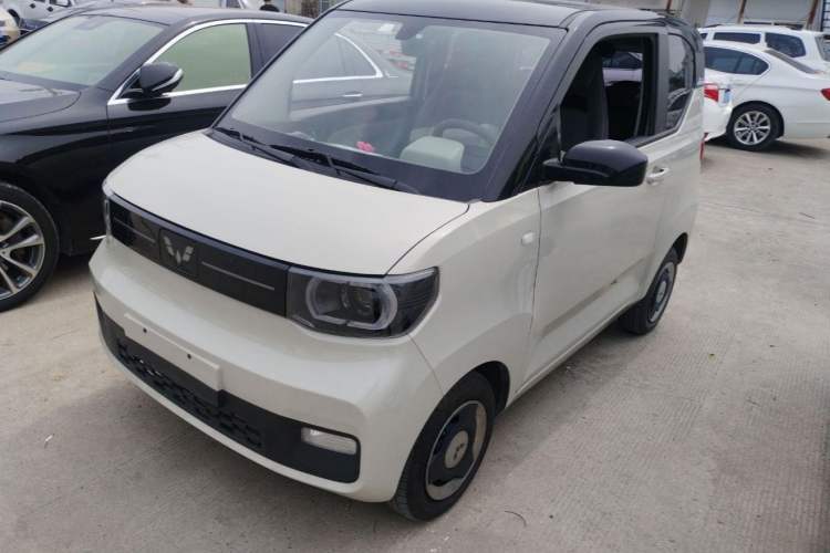 Used Wuling Hongguang MINIEV 2022 Macaron Premium Model – Lithium Iron Phosphate
