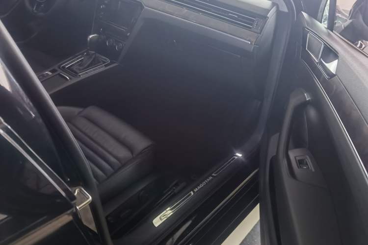 Used Volkswagen Magotan 2019 330TSI DSG Luxury Model China V Standard
