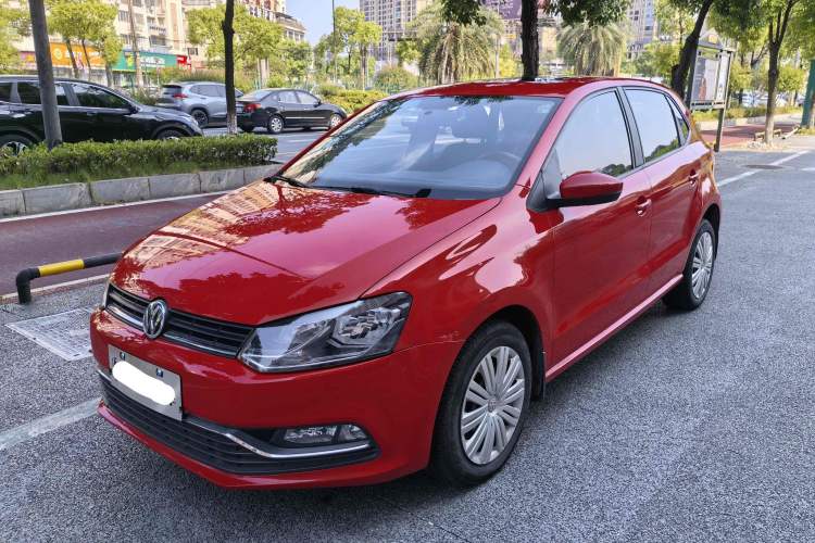 Used Volkswagen Polo 2016 1.6L Automatic Comfort Model