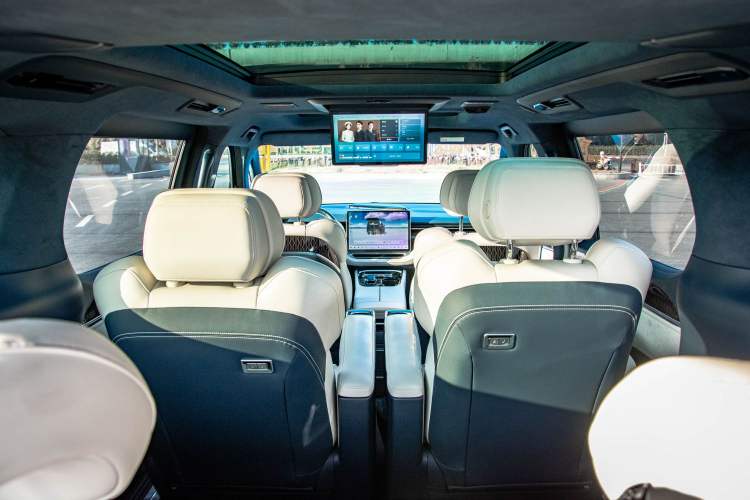 Used Zeekr 009 2022 WE Edition
