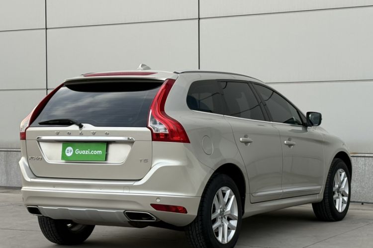 Used Volvo XC60 2017 T5 Smart Upgrade Edition
