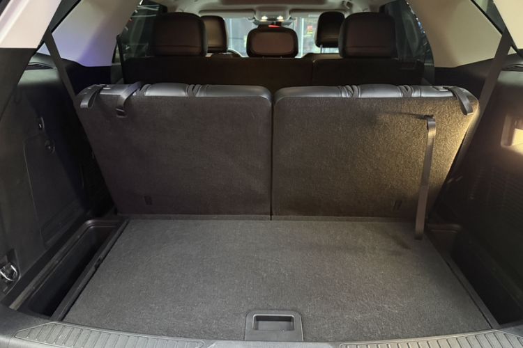 Used Ford Explorer 2024 2.3T EcoBoost All-Wheel Drive Stylish Plus Version 7 Seats