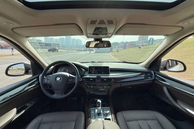 Used BMW X5 2015 xDrive28i