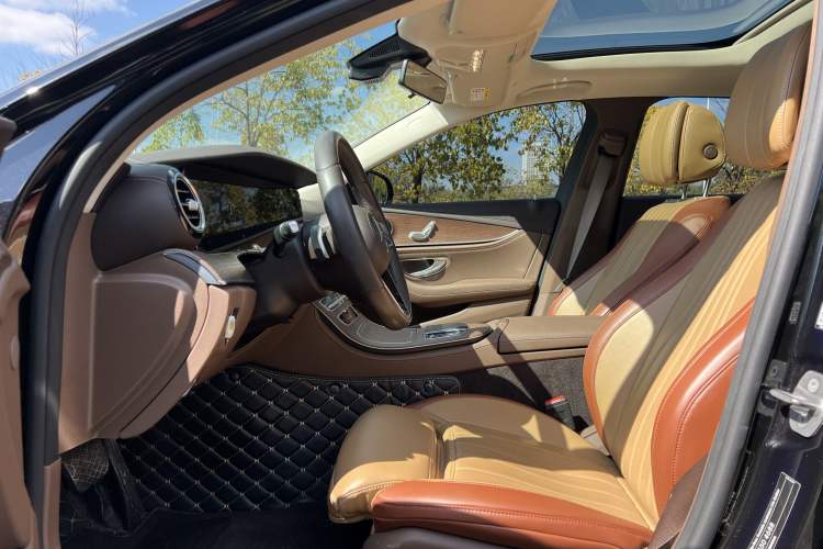 Used Mercedes-Benz E-Class 2022 E 260 L
