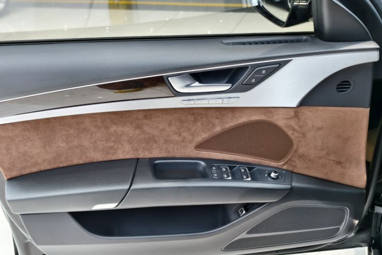 Used Audi A8 2016 A8L 45 TFSI quattro Comfort model
