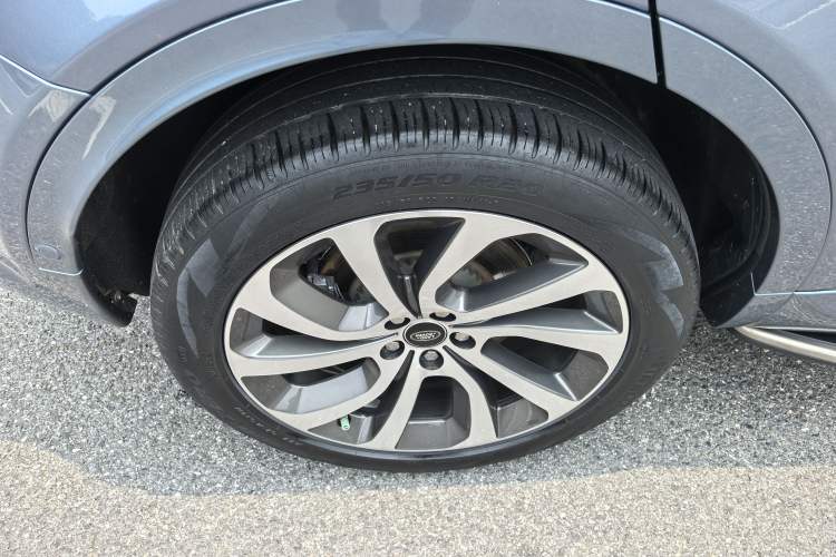 Used Land Rover Discovery Sport 2020 249 PS R-Dynamic Performance Tech Edition 7 Seats