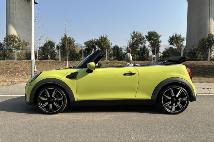 Used  MINI 2022 Revised 2.0T COOPER S CABRIO Sidewalk
