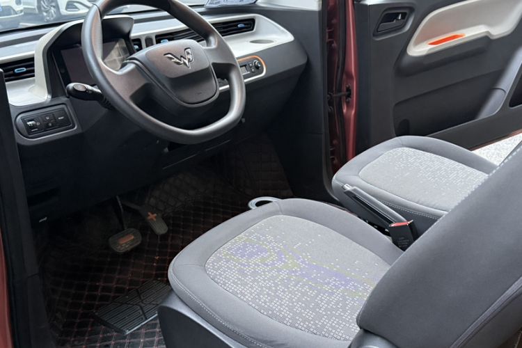 Used Wuling Hongguang MINIEV 2021 Macaron Premium Model – Lithium Iron Phosphate
