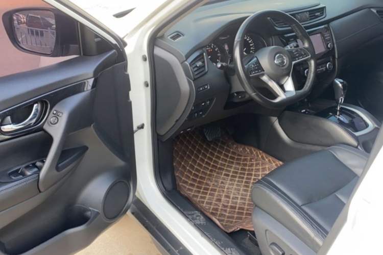 Used Nissan X-Trail 2017 2.5L CVT Luxury Edition 4WD
