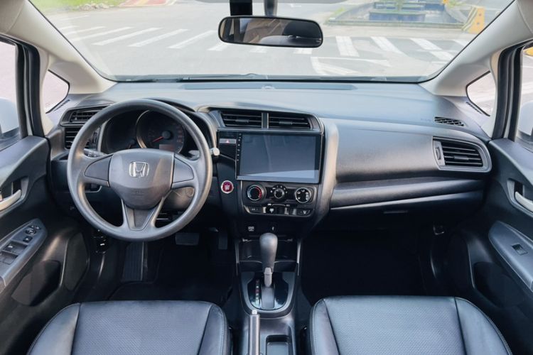 Used Honda Fit 2018 1.5L CVT Comfort Sunroof Version
