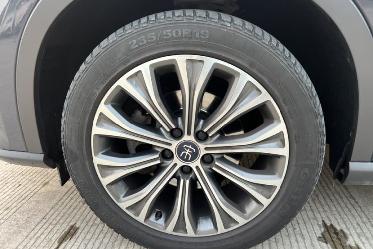 Used BYD Song Pro New Energy 2019 DM 1.5T Four-Wheel Drive Performance Edition Deluxe Model
