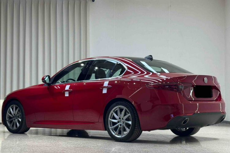 Used Alfa Romeo Giulia 2017 2.0T 280HP Luxury Edition