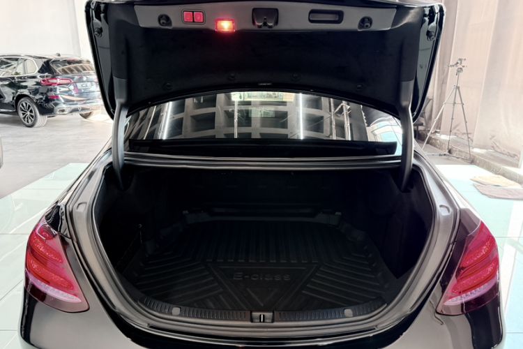 Used Mercedes-Benz E-Class 2018 E 200 L Sport 4MATIC