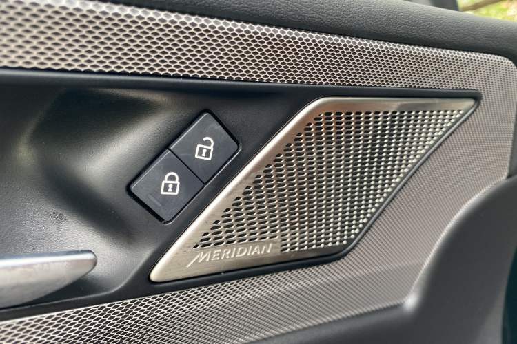 Used Jaguar XEL 2024 2.0T 250 PS R-DYNAMIC S Advanced Sport Edition
