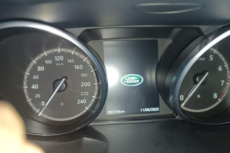 Used Land Rover Discovery Sport 2016 2.0T SE
