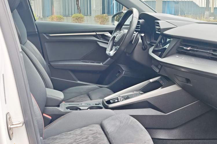 Used Audi A3 2021 Sportback 35 TFSI Fashionable Sports Model
