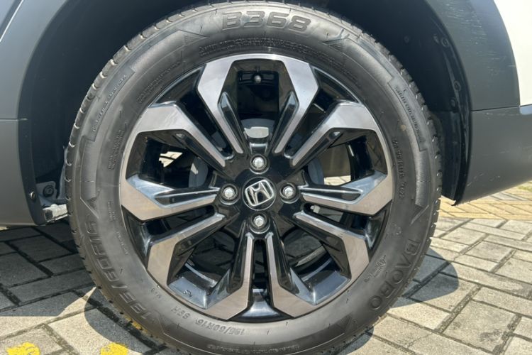 Used Honda LIFE 2021 1.5L CVT CRO-SS Fun Edition
