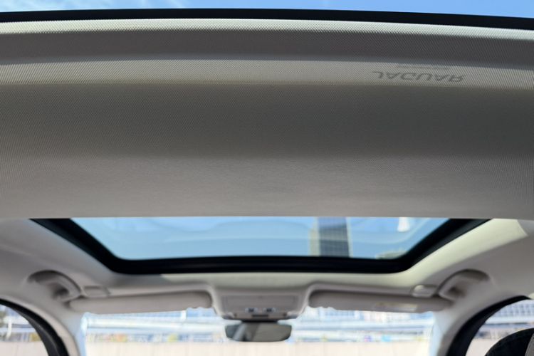 Used Jaguar XFL 2022 XFL 2.0T P250 Two-Wheel-Drive Prestige Luxury Edition
