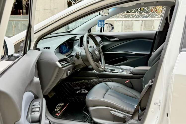 Used Buick Velite 6 2023 430km Range Commuter Version
