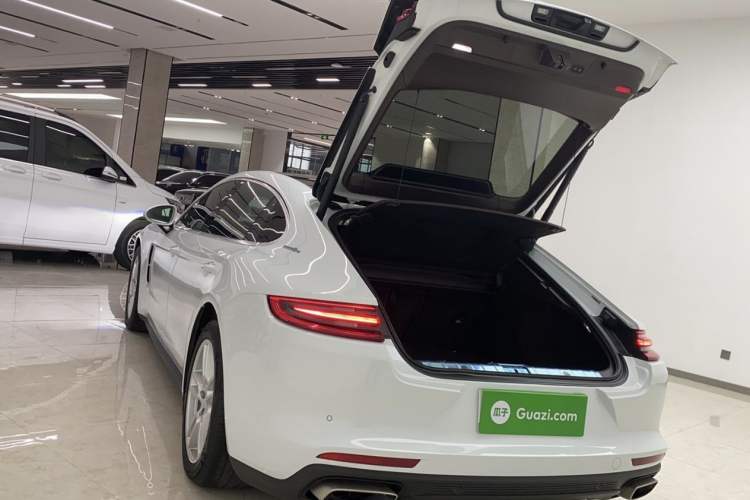 Used Porsche Panamera 2017 Panamera 4 Executive Long Wheelbase 3.0T