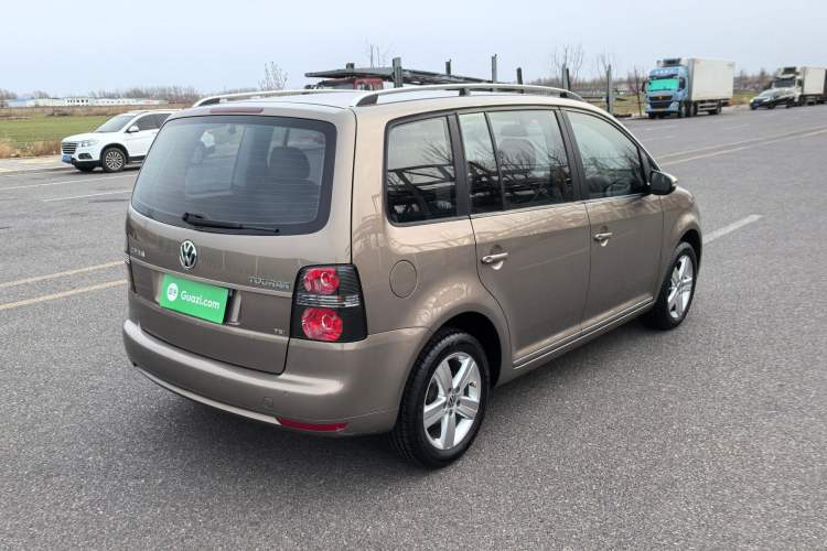 Used Volkswagen Touran 2015 1.4T DSG Comfort Edition 5 Seats
