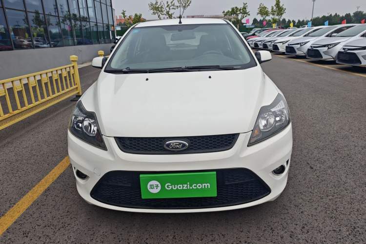 Used Ford Focus 2013 Hatchback Classic 1.8L Automatic Base Model
