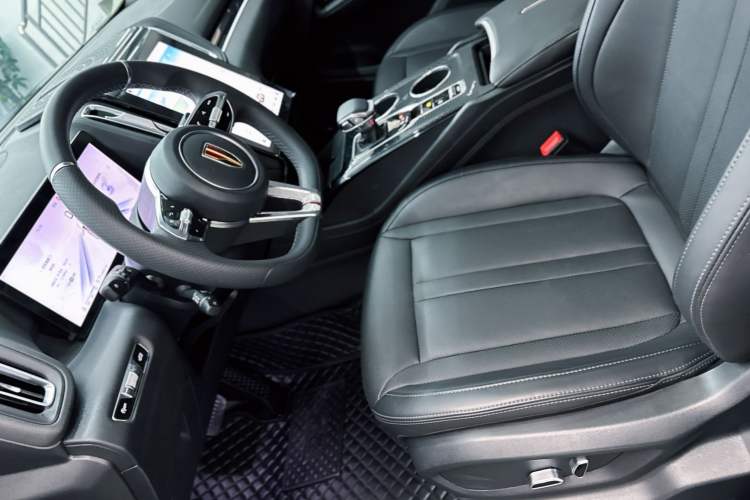 Used Hongqi HS3 2023 1.5T Two-Wheel Drive Shanwei Edition
