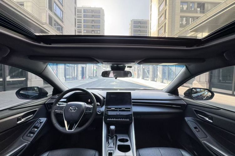 Used Toyota Avalon 2023 2.0L Luxury Edition