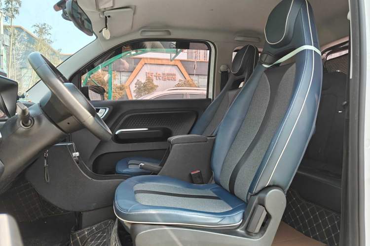 Used Wuling Hongguang MINIEV 2022 GAMEBOY 200km Gaming Edition with Lithium Iron Phosphate