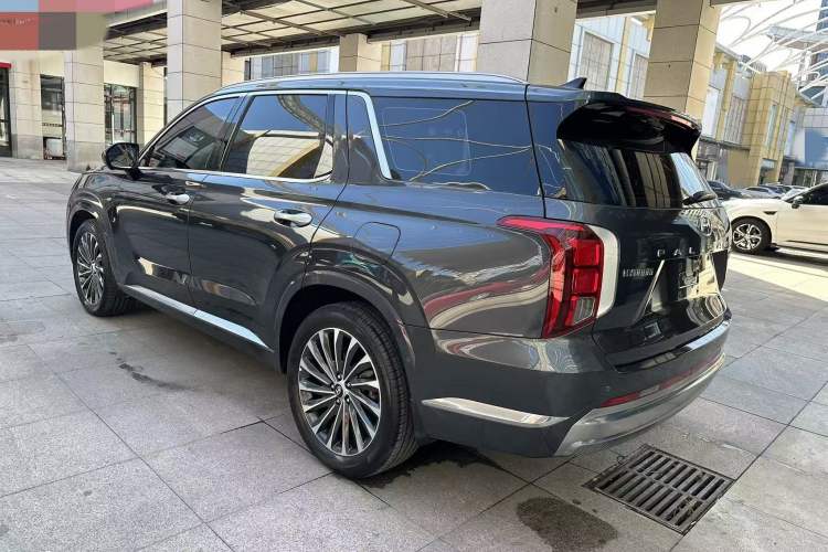 Used Hyundai Palisade 2023 3.5L Automatic All-Wheel Drive Calligraphy
