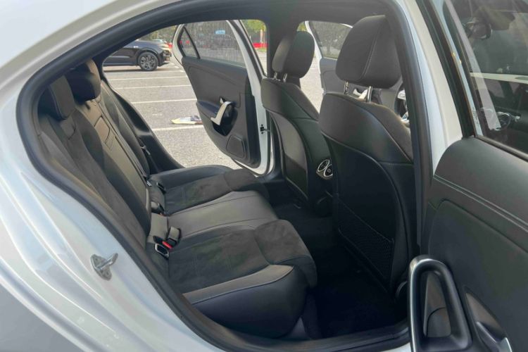 Used Mercedes-Benz A-Class 2022 Revised Version A 200 L Sport Sedan Fashionable Style