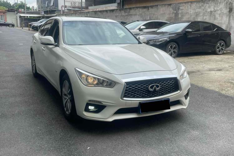 Used Infiniti Q50L 2022 2.0T Comfort Edition
