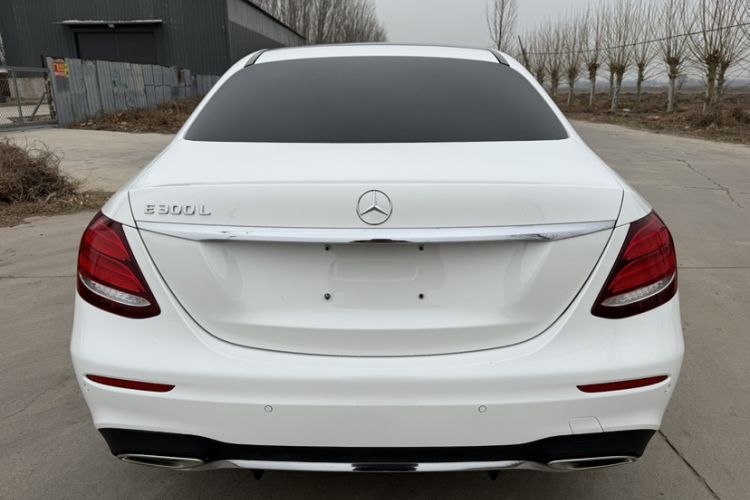 Used Mercedes-Benz E-Class 2019 Restyled E 300 L Sporty and Stylish Edition
