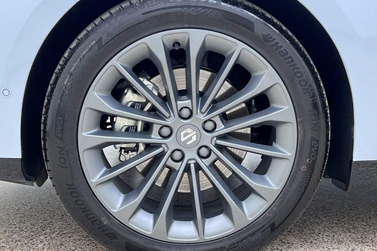 Used Leapmotor C01 2024 Range-Extended 216 Luxury Edition
