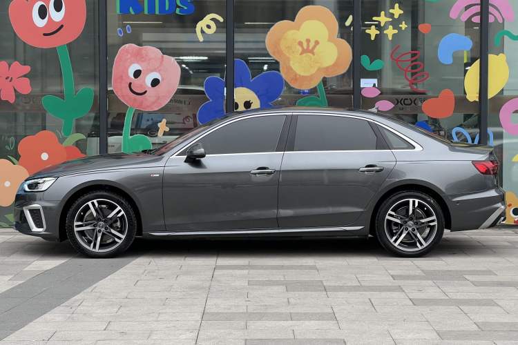 Used Audi A4L 2020 40 TFSI Luxury Dynamic Model
