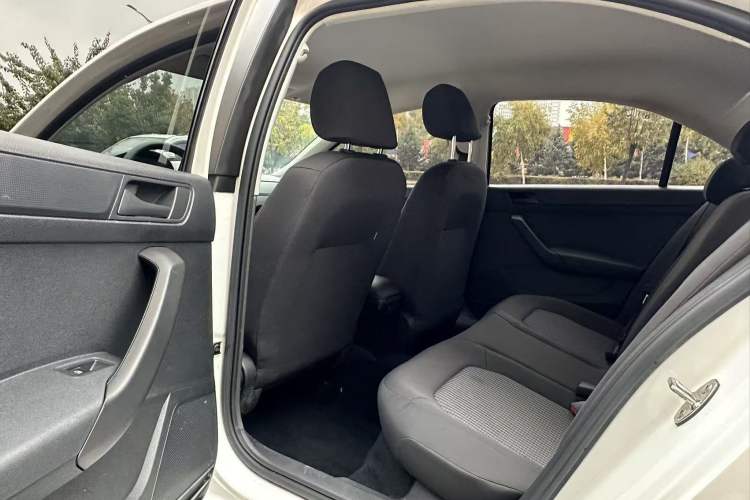 Used Volkswagen Santana 2021 1.5L Manual Fashion Edition