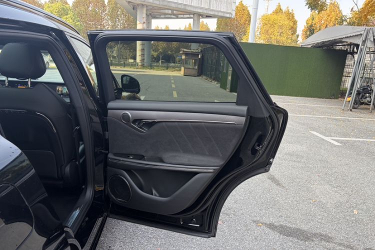 Used VOYAH FREE 2025 318 318 km Rear-Drive Touring Edition
